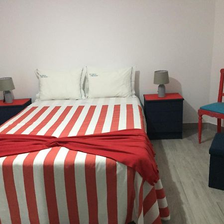 Casa De Ferias Na Praia 4+1 Nazaré Exteriör bild